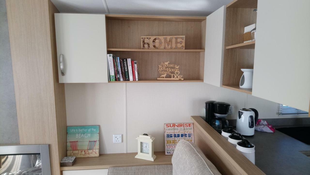 Bude Caravan Caromax - Families And Couples Only ภายนอก รูปภาพ